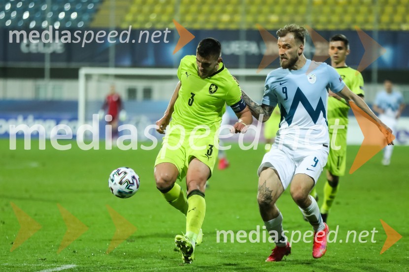 Skupina: U-21 – evropsko prvenstvo v nogometu: Slovenija - Češka in Španija - Italija
