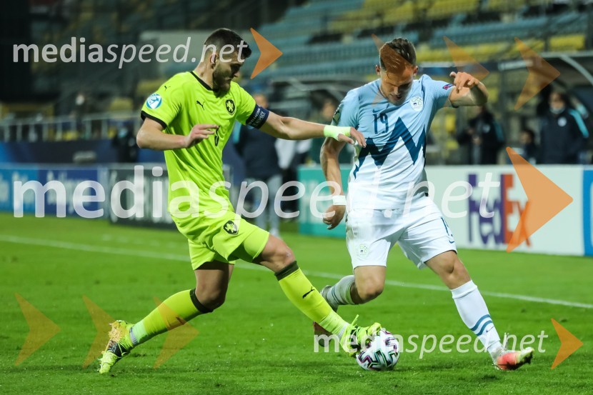 Skupina: U-21 – evropsko prvenstvo v nogometu: Slovenija - Češka in Španija - Italija