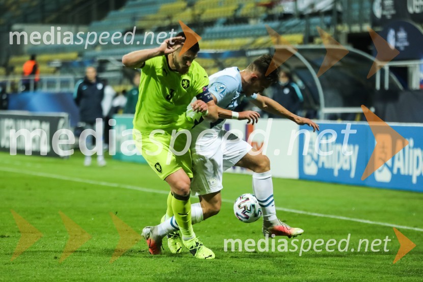 Skupina: U-21 – evropsko prvenstvo v nogometu: Slovenija - Češka in Španija - Italija