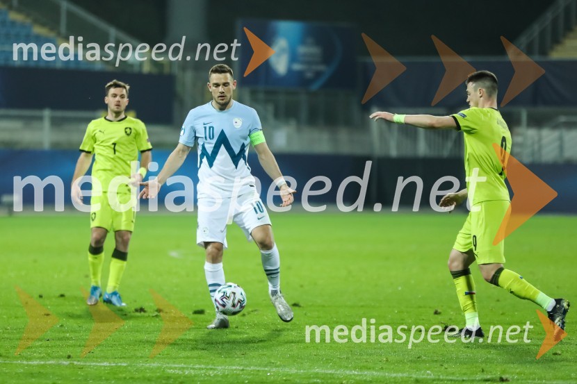Skupina: U-21 – evropsko prvenstvo v nogometu: Slovenija - Češka in Španija - Italija