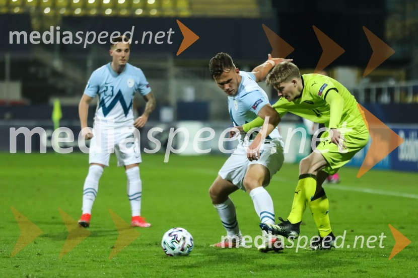 Skupina: U-21 – evropsko prvenstvo v nogometu: Slovenija - Češka in Španija - Italija
