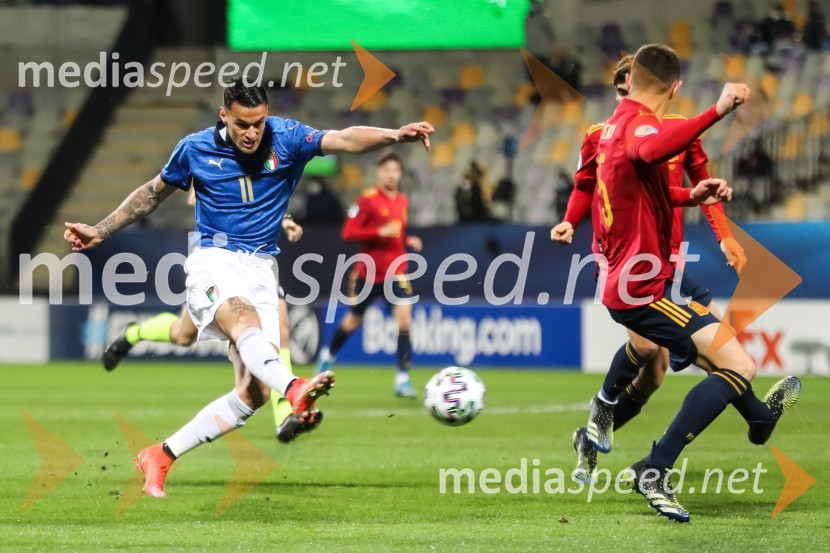 Skupina: U-21 – evropsko prvenstvo v nogometu: Slovenija - Češka in Španija - Italija