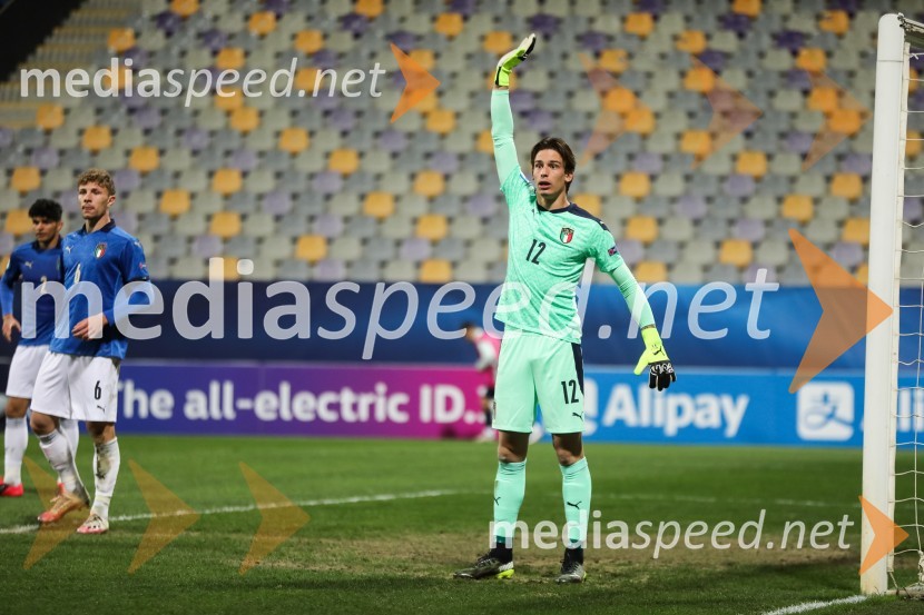 Skupina: U-21 – evropsko prvenstvo v nogometu: Slovenija - Češka in Španija - Italija