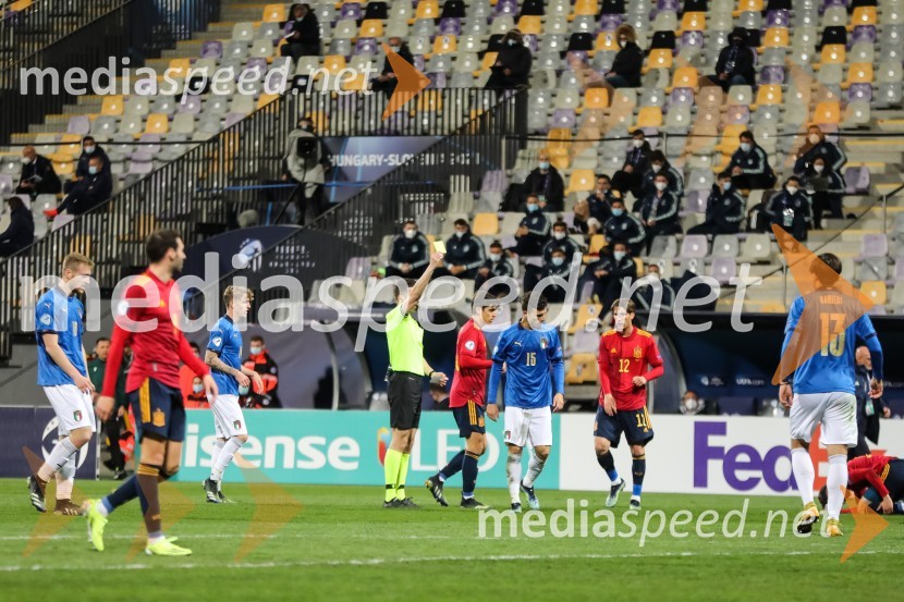 Skupina: U-21 – evropsko prvenstvo v nogometu: Slovenija - Češka in Španija - Italija