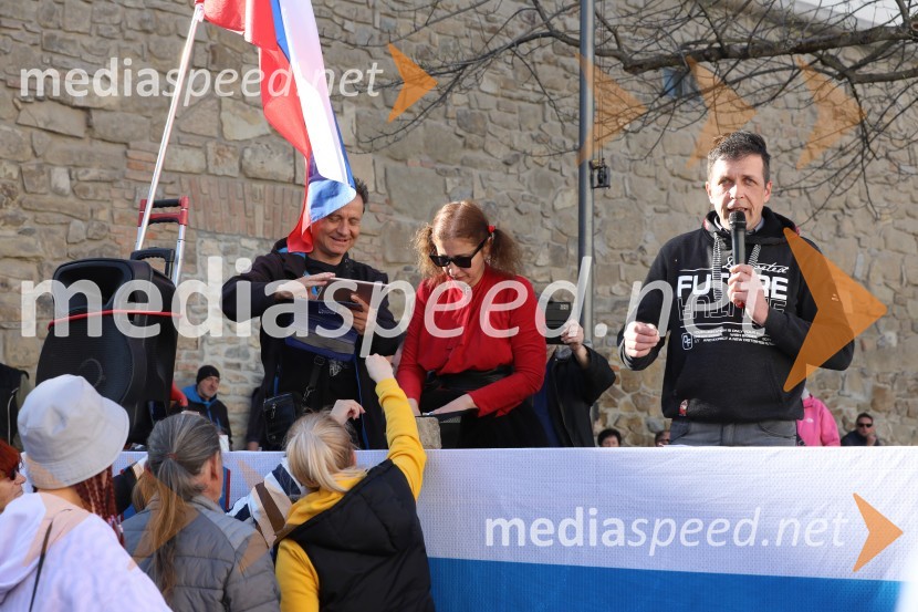 Protest proti ukrepom za preprečevanje COVID 19