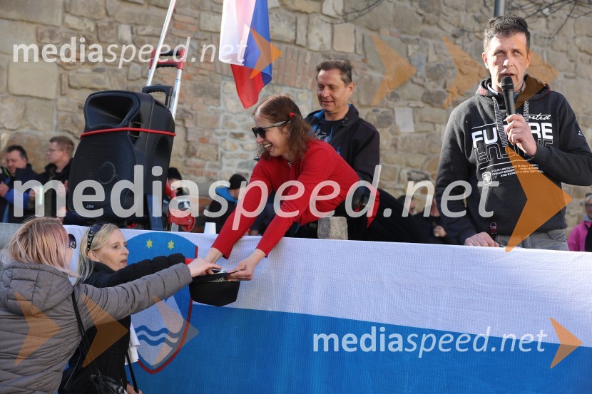 Protest proti ukrepom za preprečevanje COVID 19