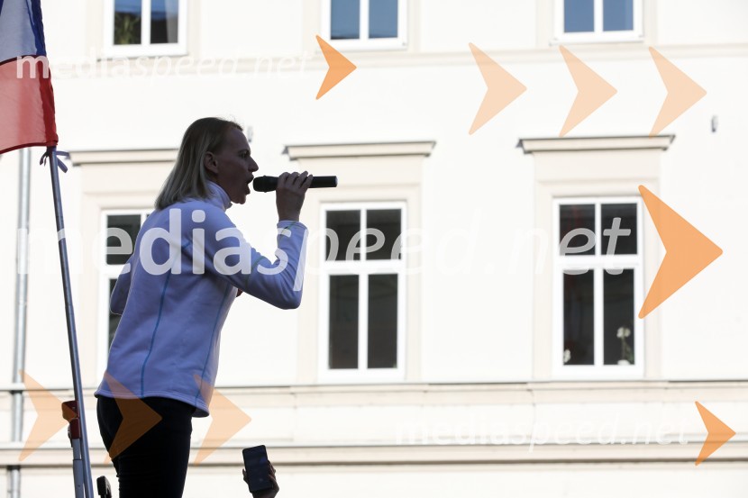 Protest proti ukrepom za preprečevanje COVID 19