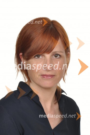 doc. dr. Barbara Faganel KotnikOb svetovnem dnevu hemofilije Slovenijo prepletli rdeči klobčiči