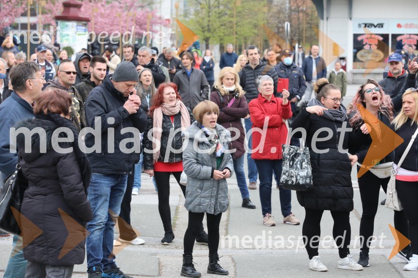 Protesti proti ukrepom za preprečitev Covid19 v Mariboru