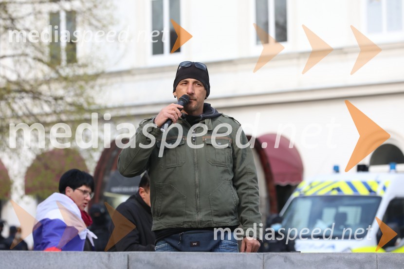 Protesti proti ukrepom za preprečitev Covid19 v Mariboru