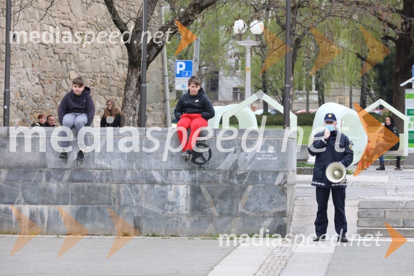 Protesti proti ukrepom za preprečitev Covid19 v Mariboru
