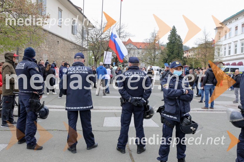 Protesti proti ukrepom za preprečitev Covid19 v Mariboru