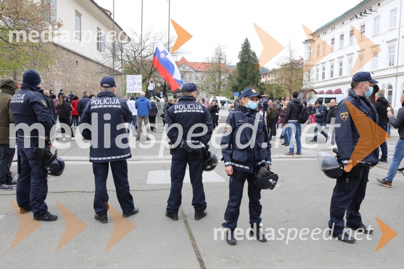 Protesti proti ukrepom za preprečitev Covid19 v Mariboru