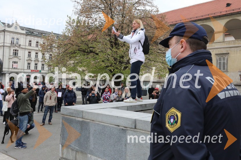  Gordana Bojović PopićProtesti proti ukrepom za preprečitev Covid19 v Mariboru