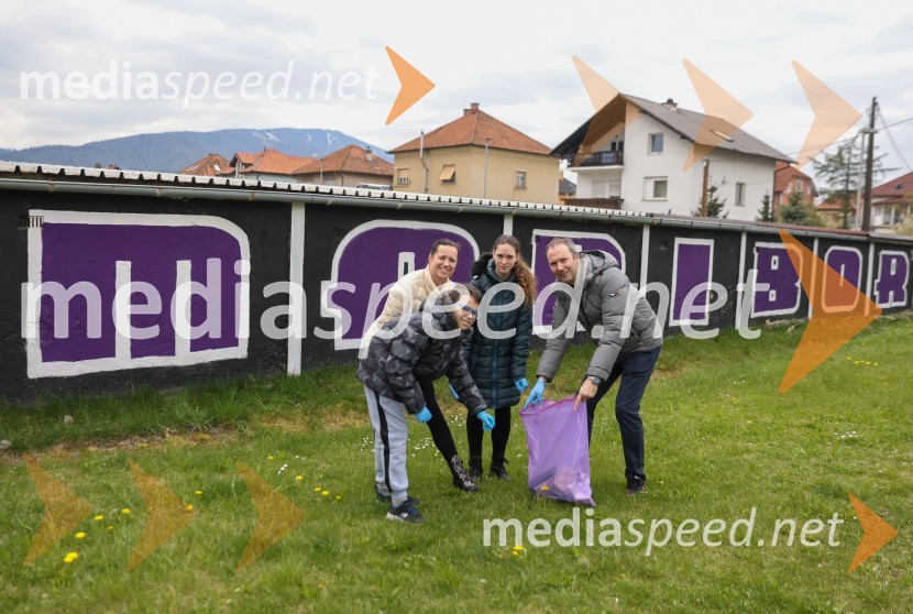 dr. Urška Kežmah, Odvetniška pisarna Kežmah;  Miha Kežmah;  Špela Kežmah; dr. Boštjan Kežmah, sodni izvedenec, cenilec, višji predavatelj, Fakulteta za računalništvo, elektrotehniko in informatikoMoji odpadki, moja skrb, čistilna akcija na desnem bregu Drave v Mariboru