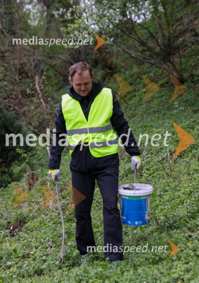 dr. Samo Peter Medved,  podžupan, Mestna občina Maribor Moji odpadki, moja skrb, čistilna akcija na desnem bregu Drave v Mariboru