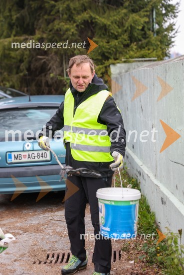 dr. Samo Peter Medved,  podžupan, Mestna občina Maribor Moji odpadki, moja skrb, čistilna akcija na desnem bregu Drave v Mariboru