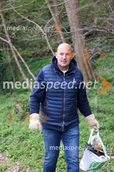  Matjaž ŠtandekerMoji odpadki, moja skrb, čistilna akcija na desnem bregu Drave v Mariboru