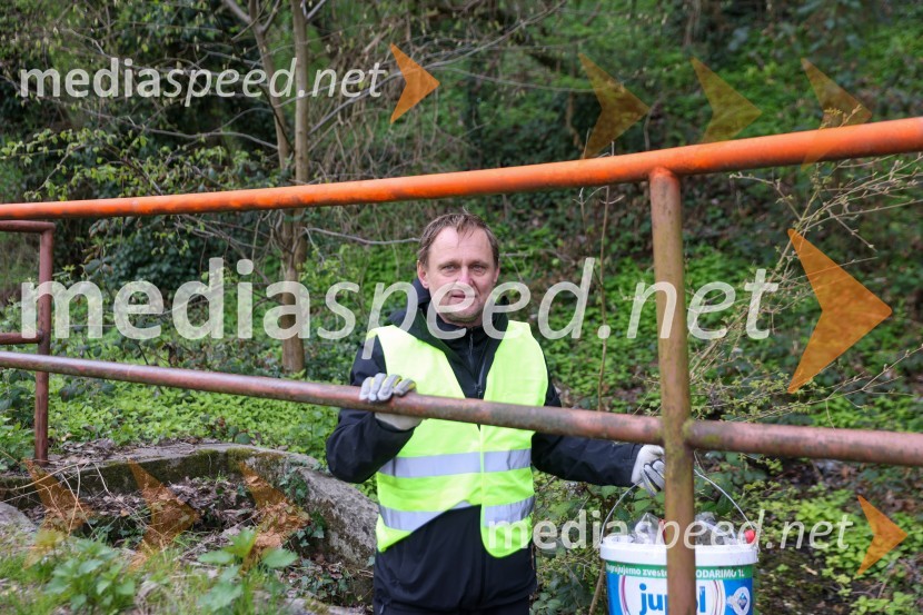 dr. Samo Peter Medved,  podžupan, Mestna občina Maribor Moji odpadki, moja skrb, čistilna akcija na desnem bregu Drave v Mariboru
