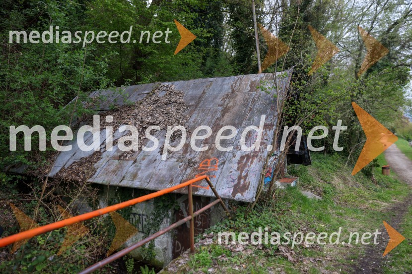 Nekdanja mariborska ribogojnica ob nabrežju DraveMoji odpadki, moja skrb, čistilna akcija na desnem bregu Drave v Mariboru