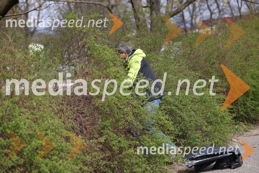  Danilo MuršecMoji odpadki, moja skrb, čistilna akcija na desnem bregu Drave v Mariboru