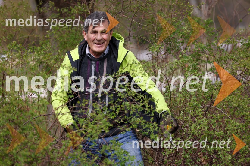  Danilo MuršecMoji odpadki, moja skrb, čistilna akcija na desnem bregu Drave v Mariboru