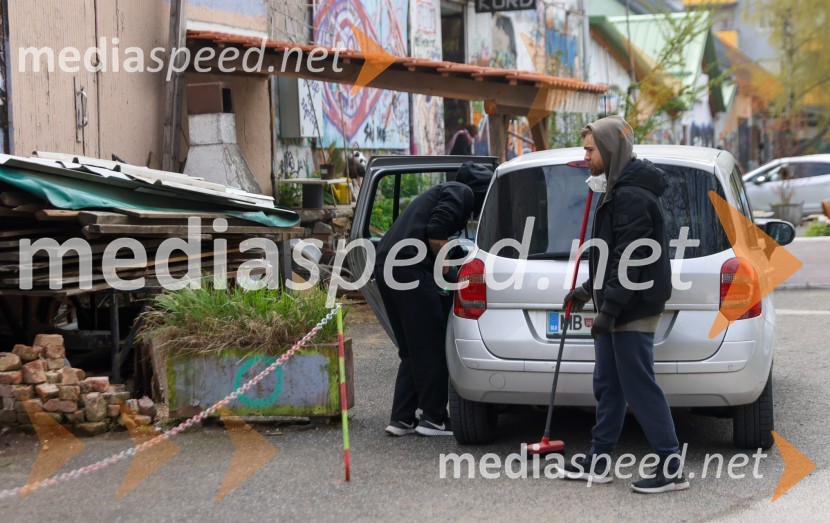 MC Pekarna MariborMoji odpadki, moja skrb, čistilna akcija na desnem bregu Drave v Mariboru