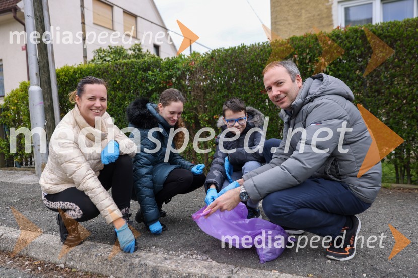 dr. Urška Kežmah, Odvetniška pisarna Kežmah;  Špela Kežmah;  Miha Kežmah; dr. Boštjan Kežmah, sodni izvedenec, cenilec, višji predavatelj, Fakulteta za računalništvo, elektrotehniko in informatikoMoji odpadki, moja skrb, čistilna akcija na desnem bregu Drave v Mariboru