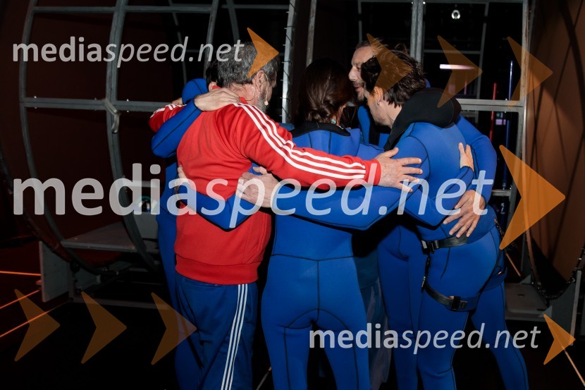 Rokova modrina, predstava Slovenskega Mladinskega gledališča