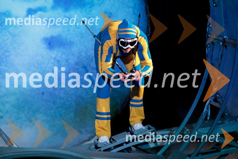 Rokova modrina, predstava Slovenskega Mladinskega gledališča