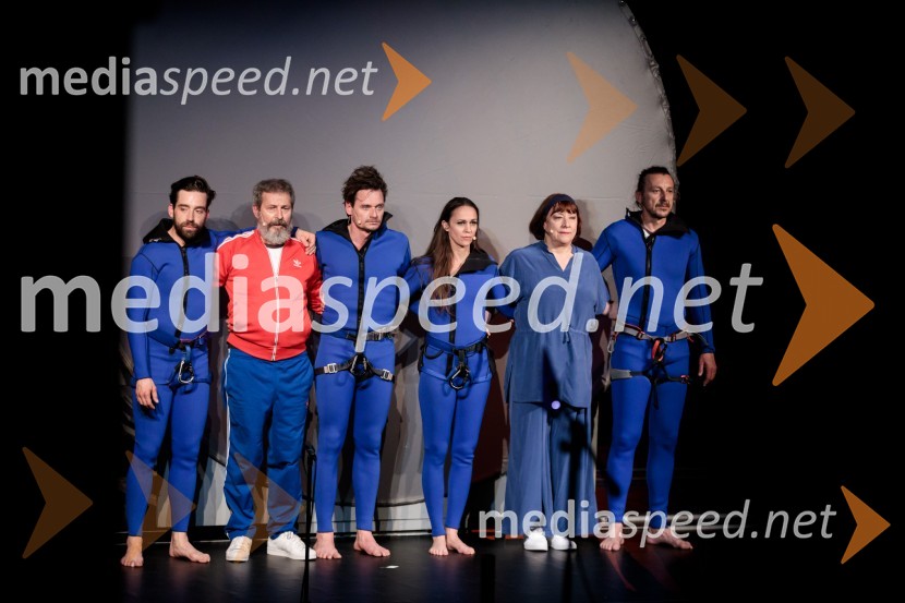  Vito Weis, igralec;  Željko Hrs, igralec;  Primož Bezjak, igralec;  Katarina Stegnar, igralka;  Damjana Černe, igralka;  Matej Recer, igralecRokova modrina, predstava Slovenskega Mladinskega gledališča