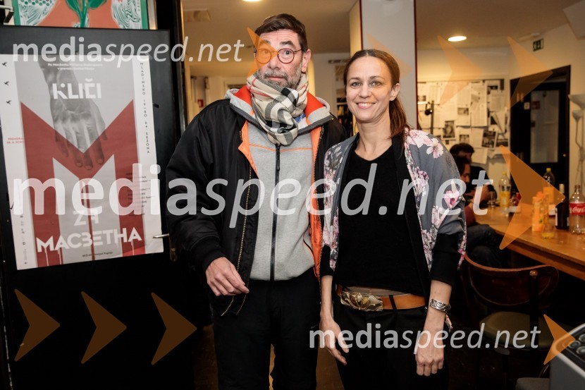  Matjaž Pograjc, režiser;  Katarina Stegnar, igralkaRokova modrina, predstava Slovenskega Mladinskega gledališča