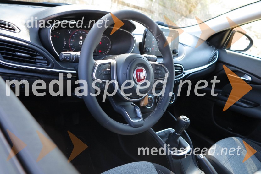 Novi Fiat Tipo & Tipo Cross, slovenska predstavitev