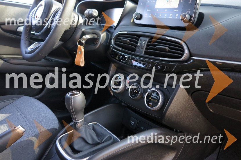 Novi Fiat Tipo & Tipo Cross, slovenska predstavitev