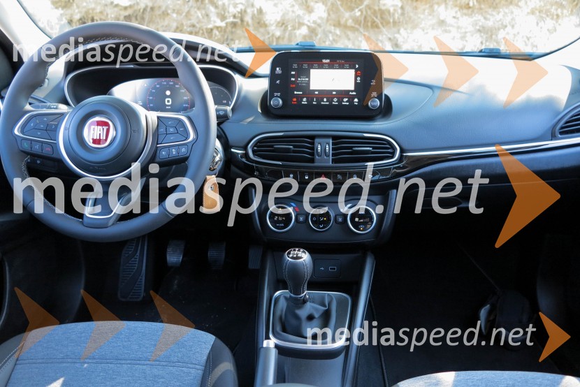 Novi Fiat Tipo & Tipo Cross, slovenska predstavitev