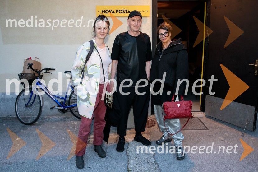  Dragana Alfirević, koreografinja;  Goran Injac, umetniški vodja, Slovensko mladinsko gledališče;  Urška Comino, samozaposlena v kulturiSlaba družba, Nova pošta, predstava Slovenskega Mladinskega gledališča