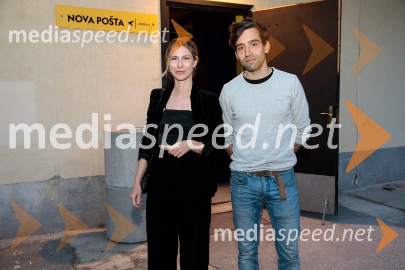  Alja Lobnik, Zavod Maska, direktorica;  Vito Weis, igralecSlaba družba, Nova pošta, predstava Slovenskega Mladinskega gledališča