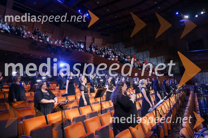Carmina Burana, operno baletni spektakel SNG Maribor