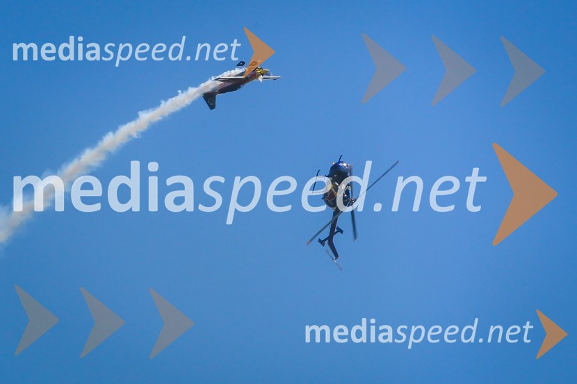 EDGE 540 / N544AR in BO-105C / D-HTDMThe Flying Bulls, trening pilotov in letal Red Bull v Mariboru