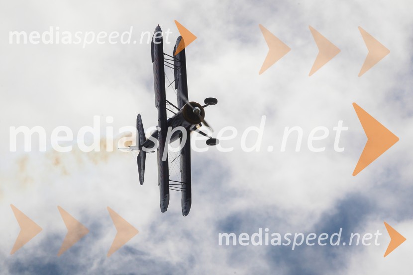 PT17 Stearman / OE-AMMThe Flying Bulls, trening pilotov in letal Red Bull v Mariboru