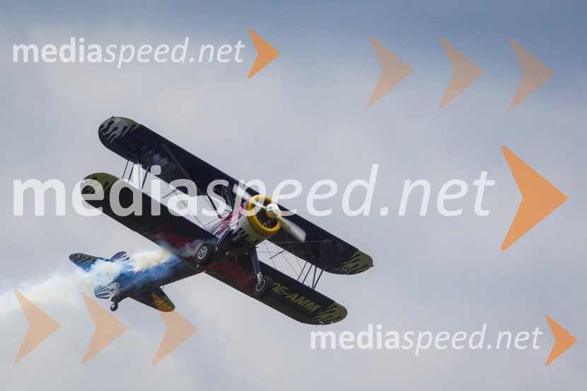 PT17 Stearman / OE-AMMThe Flying Bulls, trening pilotov in letal Red Bull v Mariboru