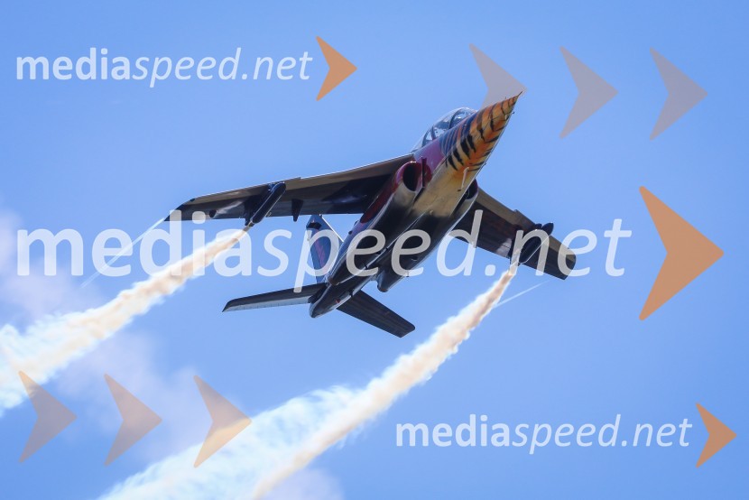 The Flying Bulls, trening pilotov in letal Red Bull v Mariboru