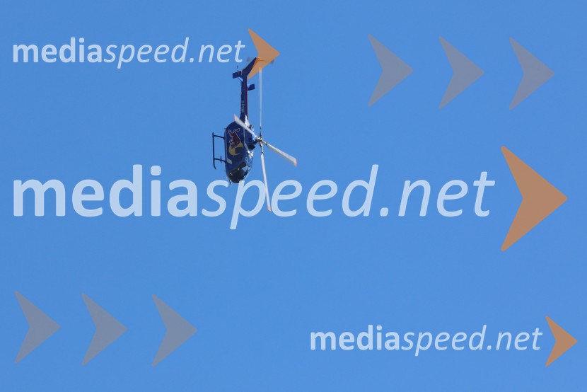 Helikopter BO-105C / D-HTDM s katerim leti Felix BaumgartnerThe Flying Bulls, trening pilotov in letal Red Bull v Mariboru