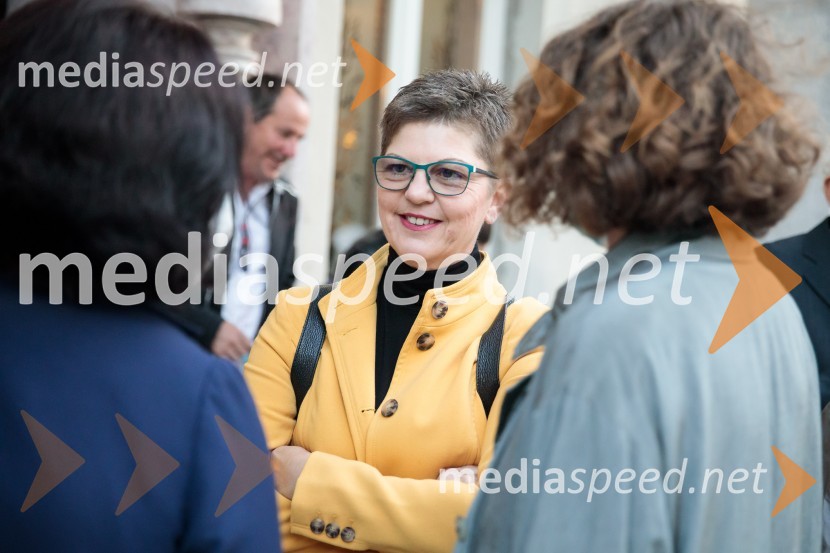 Mirjam Drnovšček, direktorica Prešernovega gledališča KranjKONS: Novi dobi, premiera, Prešernovo gledališče Kranj