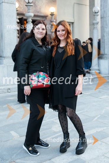  Teja Pelko, novinarka, Svet24;  Eva Belčič, vodja marketinga in odnosov z javnostmi PGKKONS: Novi dobi, premiera, Prešernovo gledališče Kranj