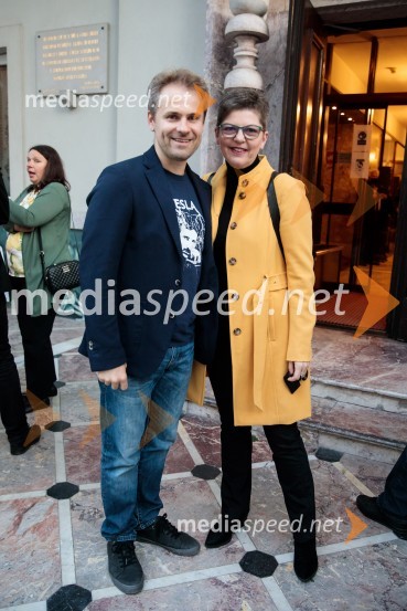  Milan Golob, vodja marketinga in odnosov z javnostmi PGK;  Mirjam Drnovšček, direktorica Prešernovega gledališča KranjKONS: Novi dobi, premiera, Prešernovo gledališče Kranj