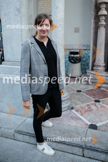  Tjaša Mislej, dramatičarkaKONS: Novi dobi, premiera, Prešernovo gledališče Kranj