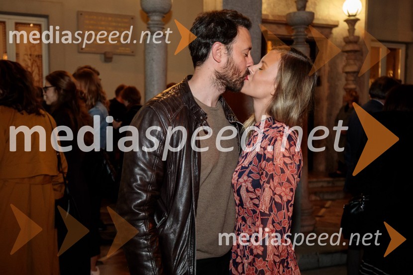  Miha Rodman, igralec;  Paola Čermelj, italijanistka in umetnostna zgodovinarkaKONS: Novi dobi, premiera, Prešernovo gledališče Kranj