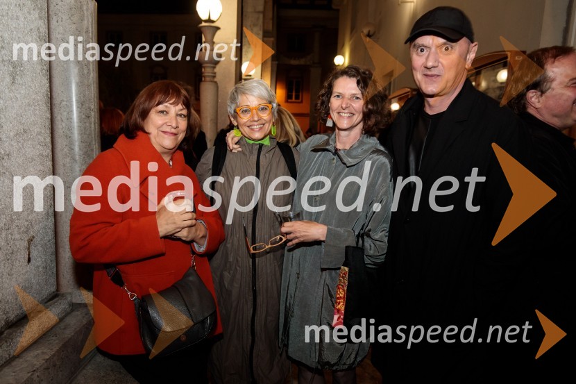  Damjana Černe, igralka;  Alja Predan, dramaturginja SLG Celje, nekdanja umetniška direktorica Festivala Borštnikovo srečanje;  Tea Rogelj, dramaturginja, selektorica;  Goran Injac, umetniški vodja, Slovensko mladinsko gledališčeKONS: Novi dobi, premiera, Prešernovo gledališče Kranj