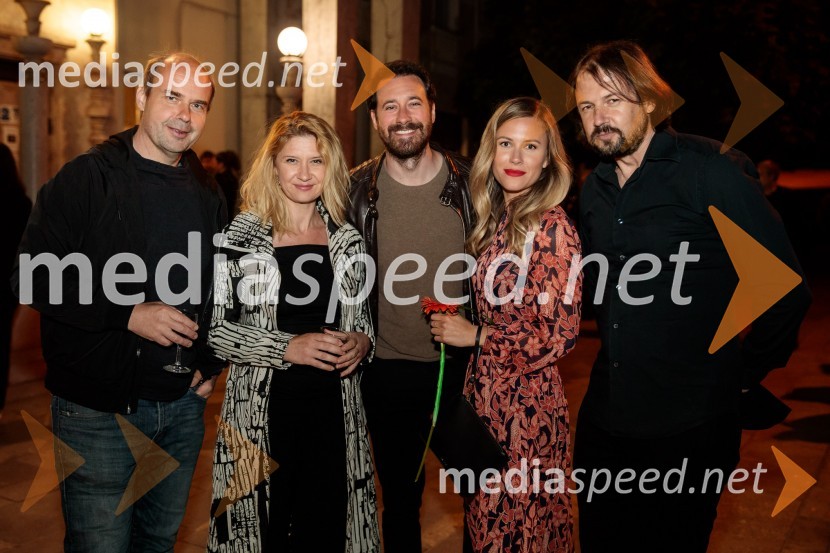  Gregor Zorc, igralec;  Vesna Pernarčič, igralka;  Miha Rodman, igralec;  Paola Čermelj, italijanistka in umetnostna zgodovinarka;  ... KONS: Novi dobi, premiera, Prešernovo gledališče Kranj